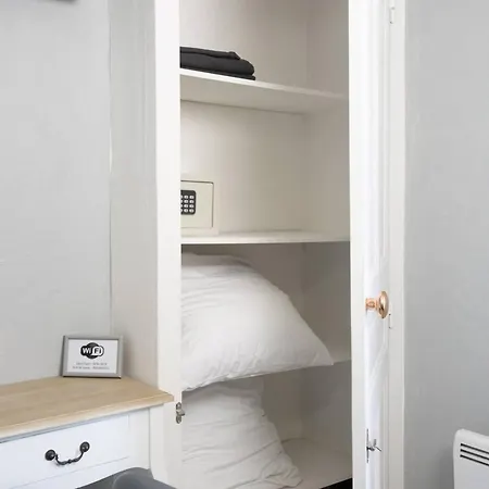 Cosy à 25 M² Proche Transport Appartement